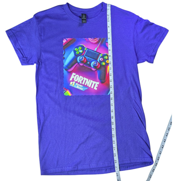 Gildan Gaming Image #1 Victory Royale - Kids-Blue T Shirt-Size Small NWOT - Picture 1 of 7